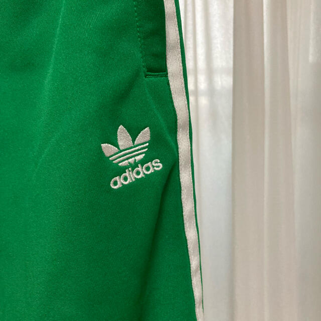 adidas ジャージ パンツ 緑