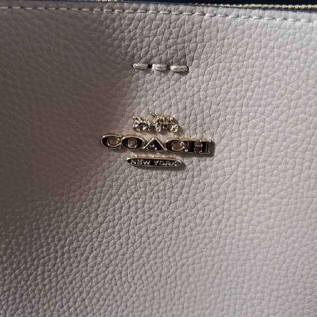 COACH(コーチ)のCOACH コーチ　スモールタウンバケットバック レディースのバッグ(ショルダーバッグ)の商品写真