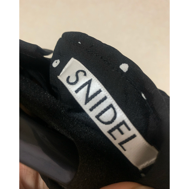 SNIDEL(スナイデル)のSNIDEL♡Sustainableギャザーパフスリワンピース レディースのワンピース(ロングワンピース/マキシワンピース)の商品写真