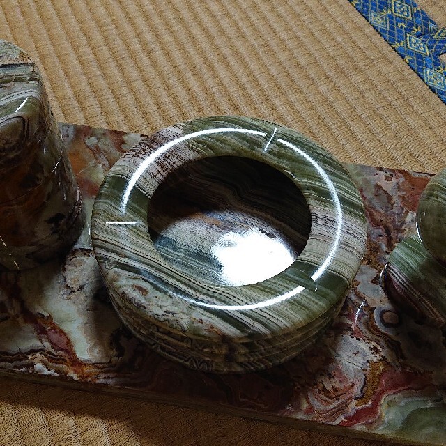 大理石 灰皿セット インテリア/住まい/日用品のインテリア小物(灰皿)の商品写真
