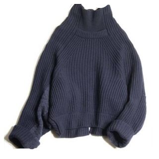 カテゴリ TOGA トーガ ニットネイビーの通販 by carrie☆*'s shop