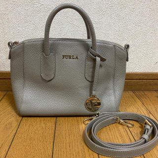 フルラ(Furla)の【FURLA】　フルラ　ショルダーバック　ハンドバッグ　グレー(ショルダーバッグ)