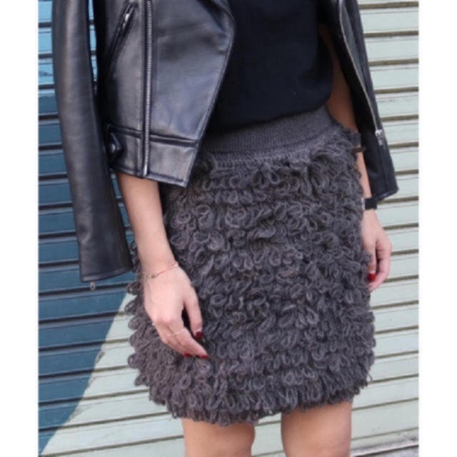 TODAYFUL(トゥデイフル)のTODAYFUL ループニットスカート シンプル 台形スカート 秋冬 グレー レディースのスカート(ミニスカート)の商品写真