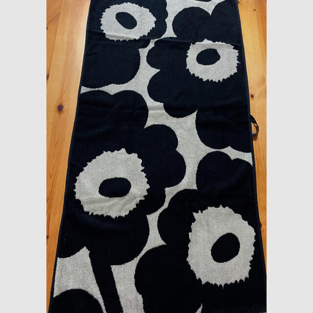 marimekko(マリメッコ)の＊好映様専用＊　　マリメッコUNIKKO / HAND TOWEL 50X100 インテリア/住まい/日用品の日用品/生活雑貨/旅行(タオル/バス用品)の商品写真