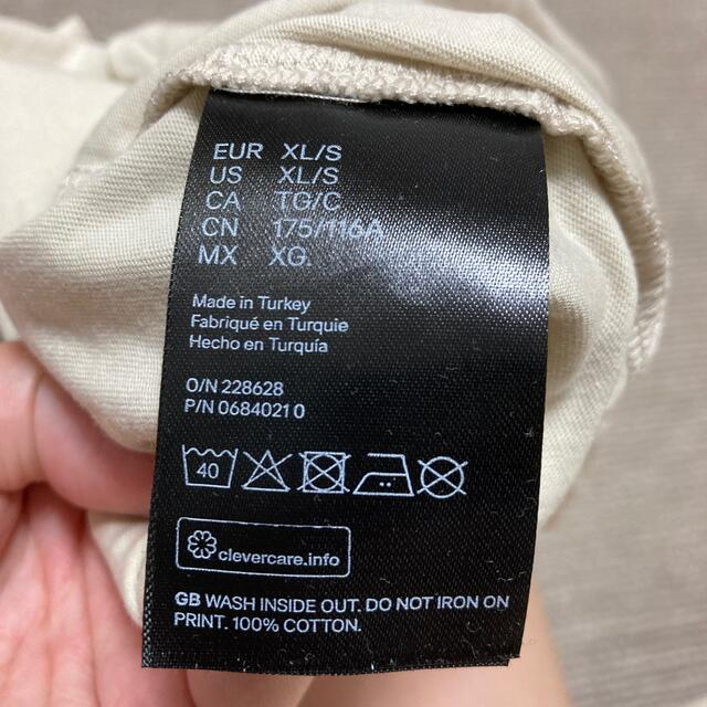 H&M(エイチアンドエム)のTシャツ メンズのトップス(Tシャツ/カットソー(半袖/袖なし))の商品写真