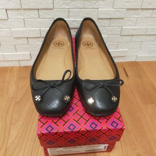 トリーバーチ(Tory Burch)の新品箱無し特価　トリーバーチ　バレーシューズ　サイズUS6 BLACK(バレエシューズ)