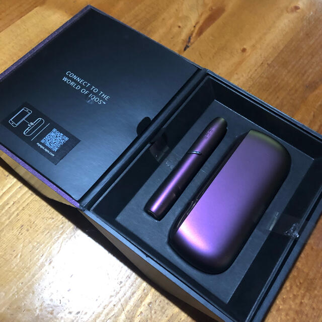 数量限定　iQOS 3 DUO プリズムモデル