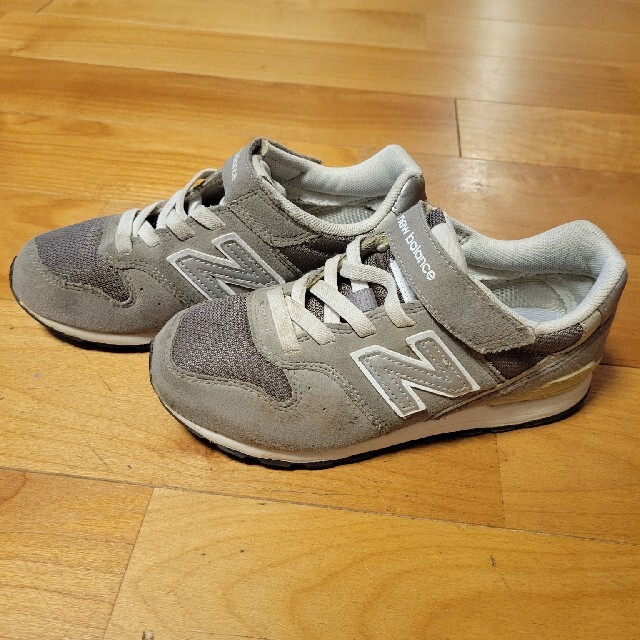 New Balance(ニューバランス)のNEWbalanceスニーカー20センチ キッズ/ベビー/マタニティのキッズ靴/シューズ(15cm~)(スニーカー)の商品写真