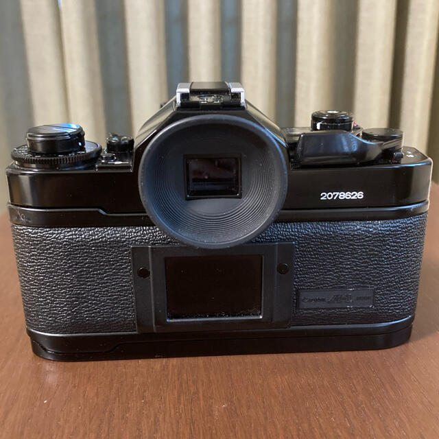 Canon(キヤノン)のCanon A-1 レンズ、レンズフィルター付【一部動作確認済】 スマホ/家電/カメラのカメラ(フィルムカメラ)の商品写真