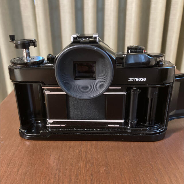 Canon(キヤノン)のCanon A-1 レンズ、レンズフィルター付【一部動作確認済】 スマホ/家電/カメラのカメラ(フィルムカメラ)の商品写真