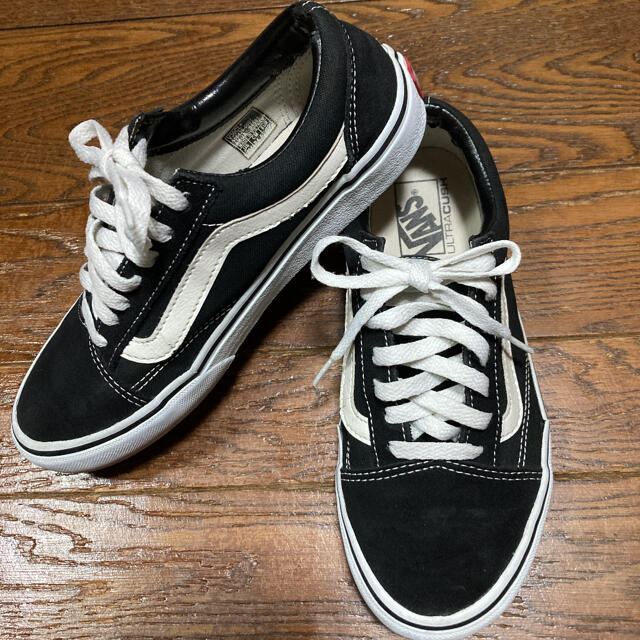 VANS(ヴァンズ)のVANS オールドスクール　24.5 レディースの靴/シューズ(スニーカー)の商品写真