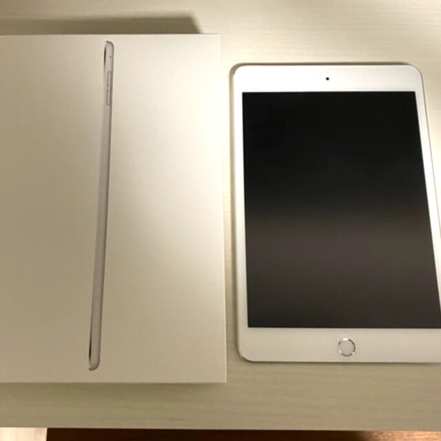 iPad(アイパッド)のめええ様専用　APPLE iPad mini 4 64G AU WF+CELL スマホ/家電/カメラのPC/タブレット(タブレット)の商品写真