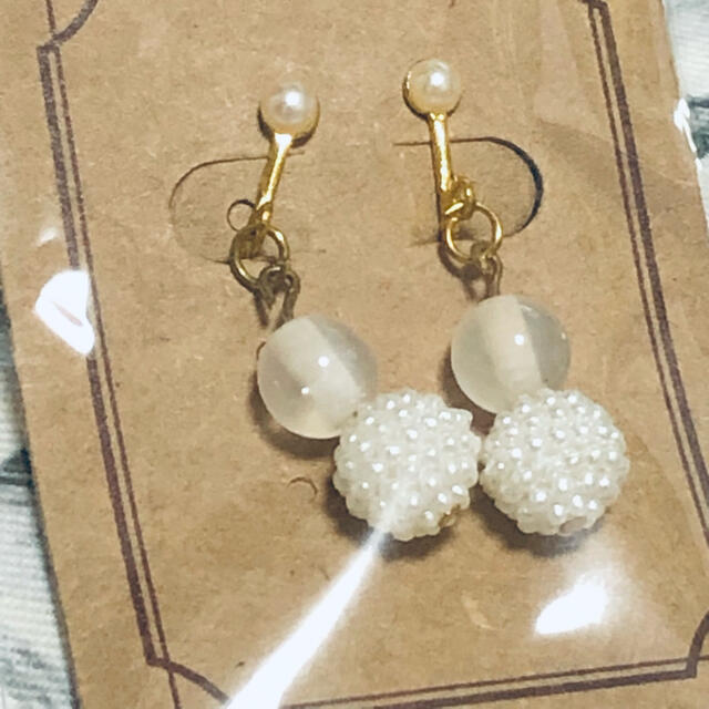 イヤリング ハンドメイドのアクセサリー(イヤリング)の商品写真