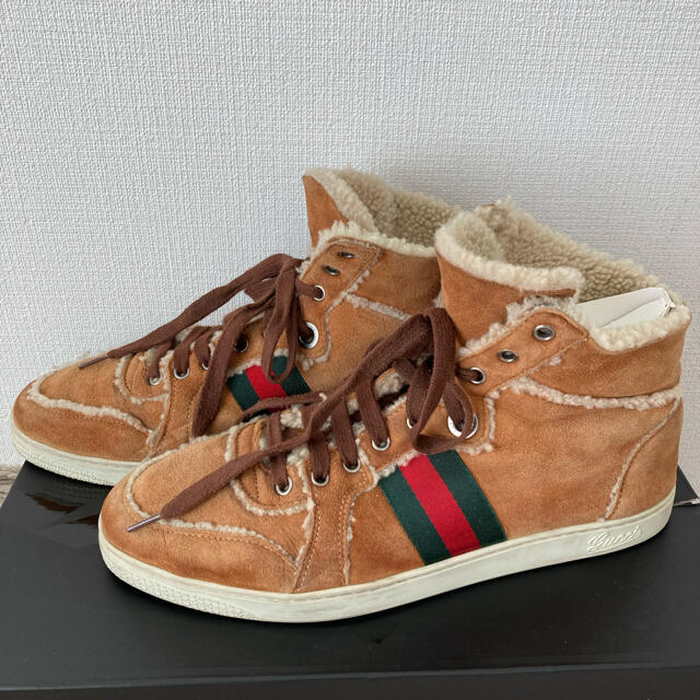 Gucci(グッチ)のGucci - 本物 GUCCI グッチ ボア ムートン ハイカット スニーカー メンズの靴/シューズ(スニーカー)の商品写真