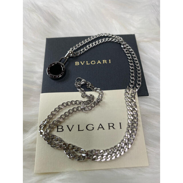 【新品正規品】BVLGARI ペンダント チャーム +チェーン 革紐 ネックレス