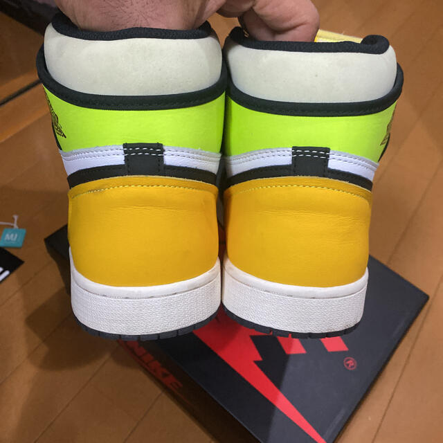 Nike Air Jordan 1 RetroHigh OG Volt Gold メンズの靴/シューズ(スニーカー)の商品写真