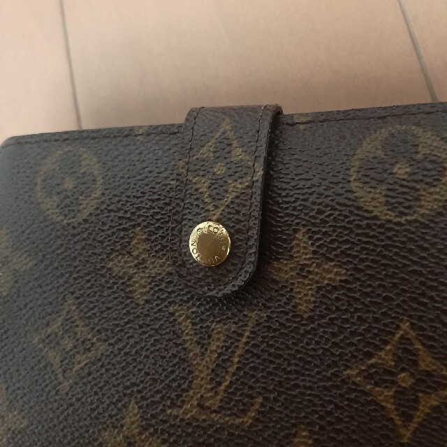 LOUIS VUITTON(ルイヴィトン)のルイヴィトン 財布 がま口 レディースのファッション小物(財布)の商品写真