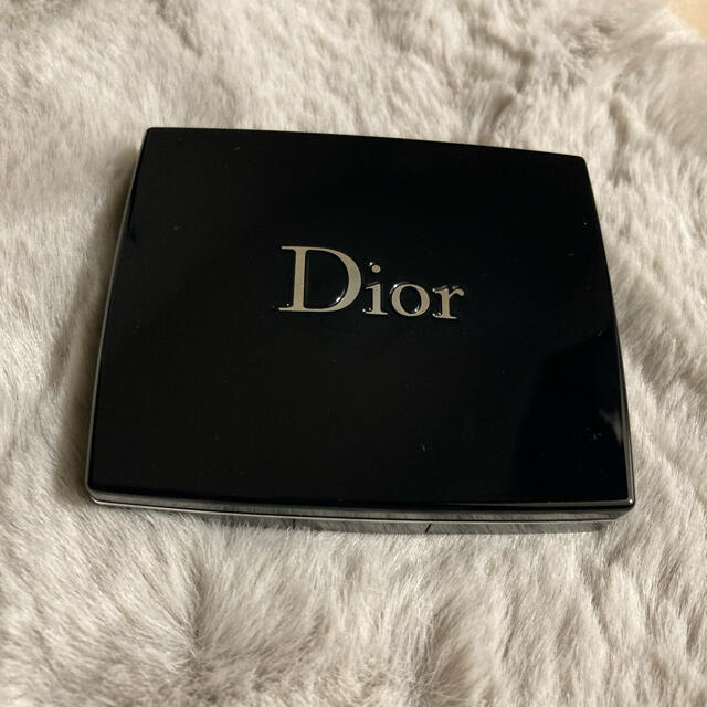 Dior(ディオール)の【最終値下】Dior アイシャドウパレット コスメ/美容のベースメイク/化粧品(アイシャドウ)の商品写真