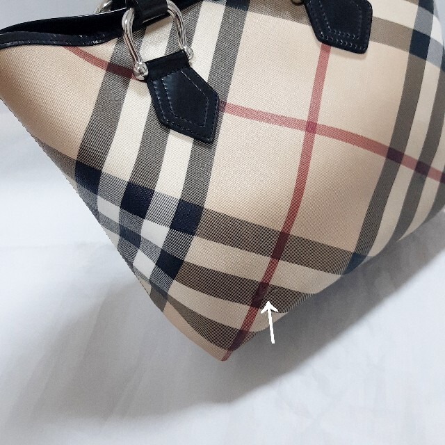 BURBERRY(バーバリー)のバーバリー PVC　レザー　トートバッグ ハンドバッグ スーパーノバチェック　  レディースのバッグ(ハンドバッグ)の商品写真