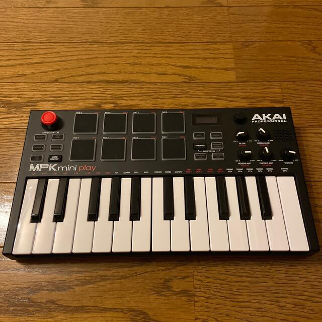 AKAI MPK mini play セール holderbat.alsace-日本全国へ全品配達料金