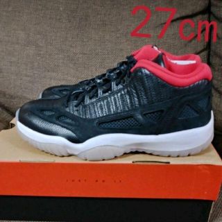 ナイキ(NIKE)の復刻　NIKE AIR JORDAN 11 LOW IE BRED(スニーカー)