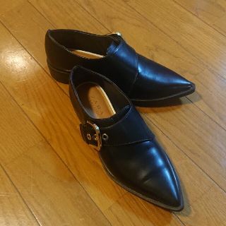 ザラ(ZARA)のZARA パンプス ローファー 黒 新品未使用 黒 ザラ(ハイヒール/パンプス)