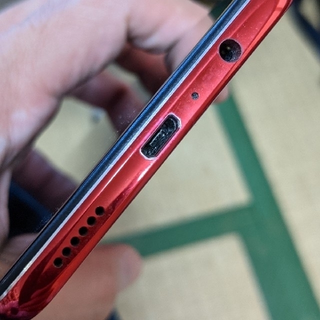 OPPO(オッポ)のoppo R15 pro Ruby Red スマホ/家電/カメラのスマートフォン/携帯電話(スマートフォン本体)の商品写真