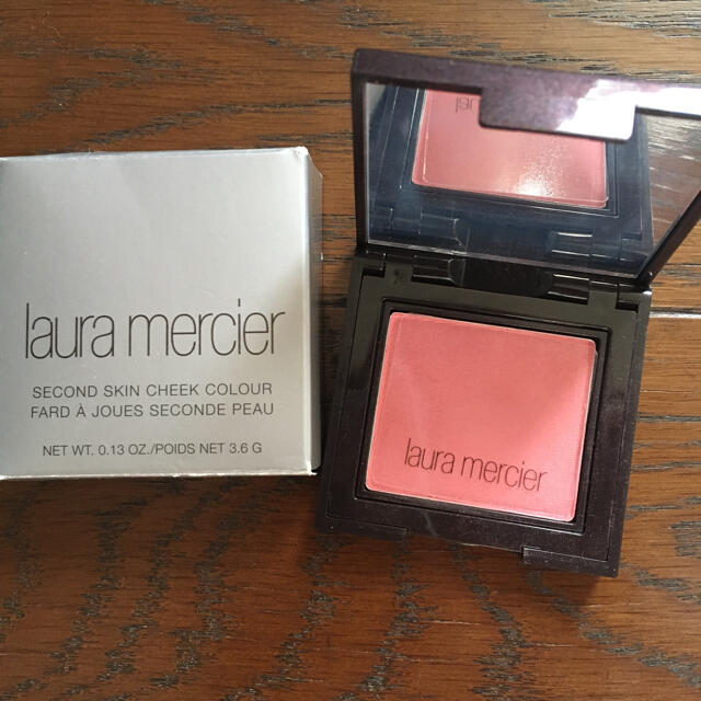 laura mercier(ローラメルシエ)のローラメルシェ　セカンドスキンチークカラー コスメ/美容のベースメイク/化粧品(チーク)の商品写真