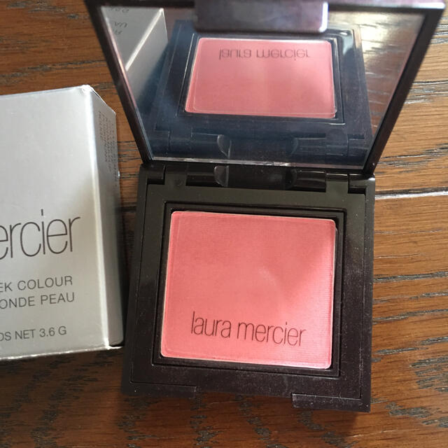 laura mercier(ローラメルシエ)のローラメルシェ　セカンドスキンチークカラー コスメ/美容のベースメイク/化粧品(チーク)の商品写真