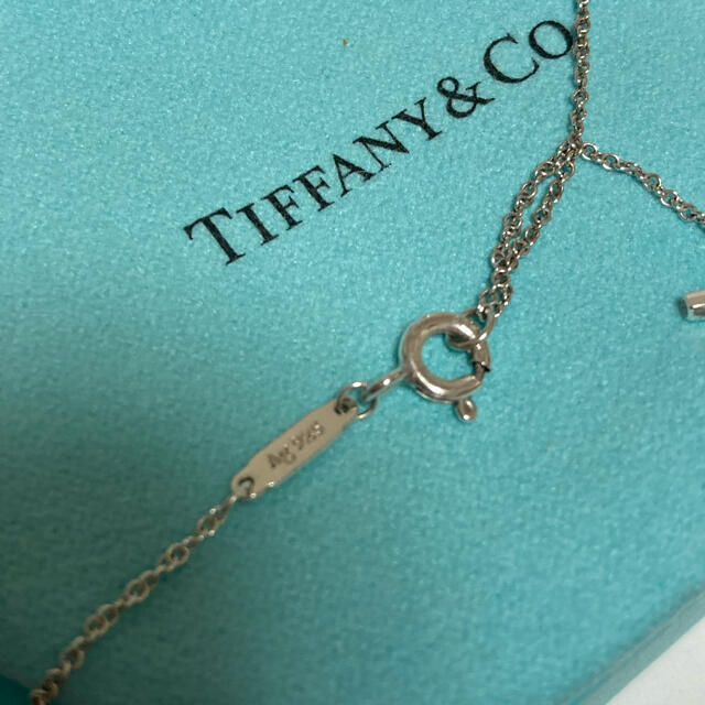 Tiffany & Co.(ティファニー)の中古品　tiffany シルバー　スマイルネックレス レディースのアクセサリー(ネックレス)の商品写真