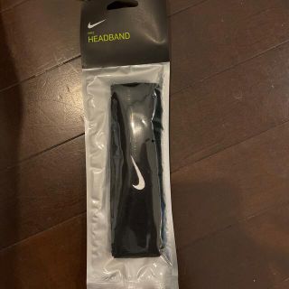 ナイキ(NIKE)の【未開封】NIKE HEADBAND   ナイキヘアバンド　ブラック(トレーニング用品)