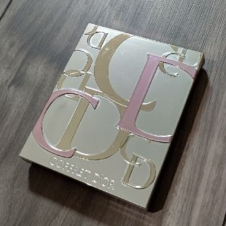 コフレドール(COFFRET D'OR)のコフレドール　ビューティオーラアイズ　01イエローブラウン　〈アイシャドウ〉(アイシャドウ)