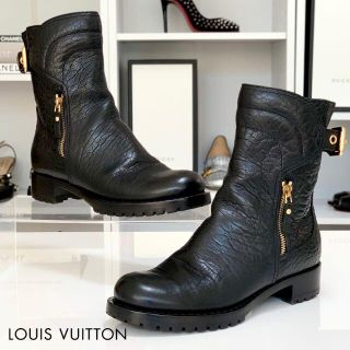 ルイヴィトン(LOUIS VUITTON)の3067 ヴィトン レザー ベルト ショートブーツ ブラック(ブーツ)