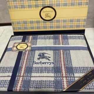 バーバリー(BURBERRY)の【新品】☆バーバリーBurberry☆タオルケット(布団)