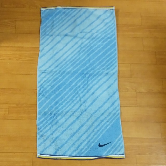 NIKE(ナイキ)のえむどらえもん様専用♡ナイキスポーツタオル インテリア/住まい/日用品の日用品/生活雑貨/旅行(タオル/バス用品)の商品写真