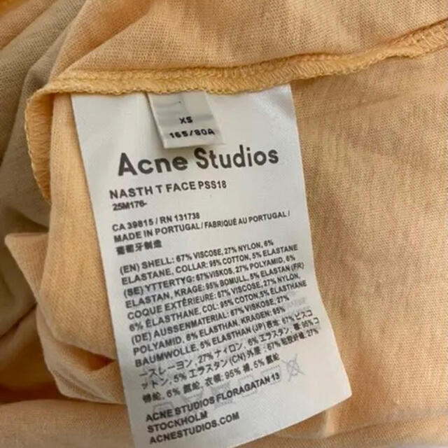 ACNE(アクネ)のacne tシャツ レディースのトップス(Tシャツ(半袖/袖なし))の商品写真