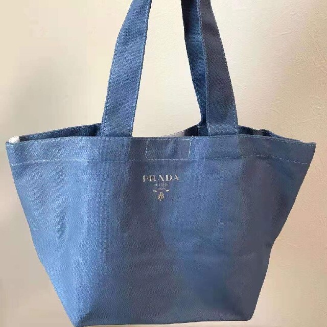 PRADA  ノベルティ　トートバッグ　BLUE  新品未使用