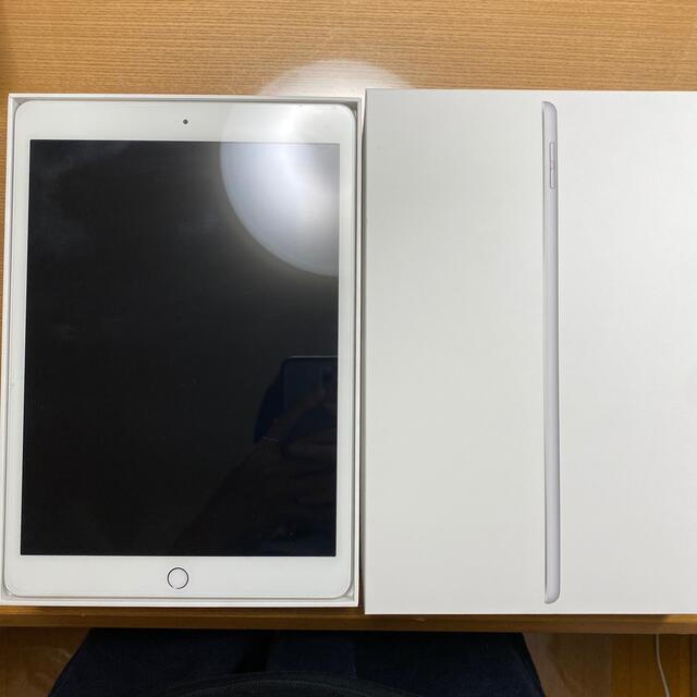 Apple(アップル)の美品　iPad第8世代　32GB wifiモデル　　値下げ交渉OK スマホ/家電/カメラのPC/タブレット(タブレット)の商品写真