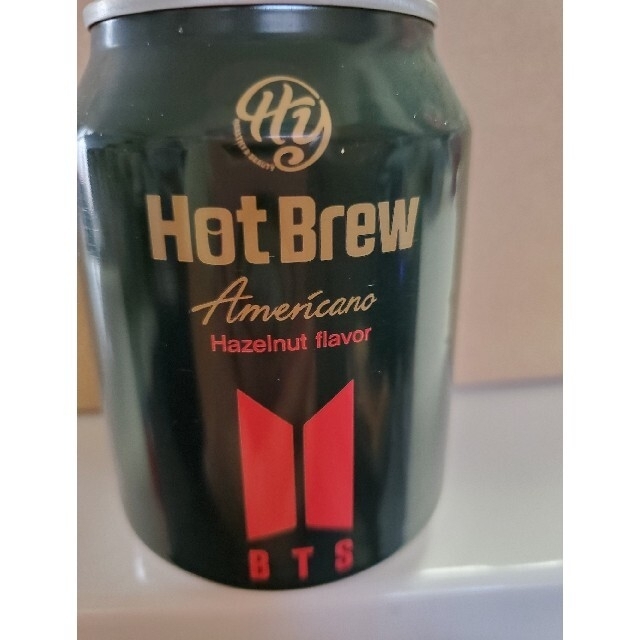 防弾少年団(BTS)(ボウダンショウネンダン)のBTS  缶コーヒー２本セット 食品/飲料/酒の飲料(コーヒー)の商品写真