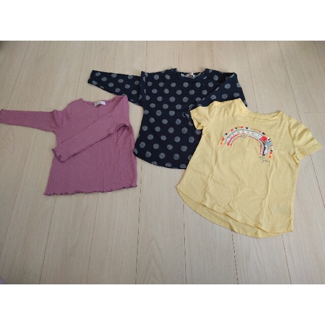 GAP(ギャップ)の子ども服まとめ売り　未使用 キッズ/ベビー/マタニティのキッズ服女の子用(90cm~)(Tシャツ/カットソー)の商品写真