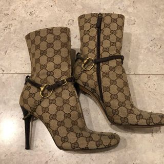 グッチ(Gucci)の♪グッチ　モノグラムブーツ(ブーティ)