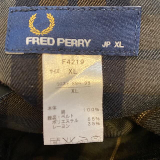 FRED PERRY(フレッドペリー)のフレッドペリー　メンズパンツ メンズのパンツ(チノパン)の商品写真