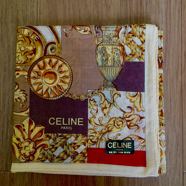 celine(セリーヌ)の新品未使用　CELINE  大判ハンカチ  レディースのファッション小物(ハンカチ)の商品写真