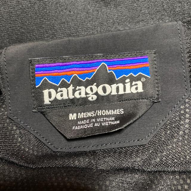 patagonia(パタゴニア)のパタゴニア　マウンテンパーカー　m メンズのジャケット/アウター(マウンテンパーカー)の商品写真