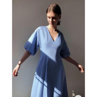 ザラ(ZARA)のZARA  ラスティックボリュームワンピース 水色 Blue Dress(ロングワンピース/マキシワンピース)