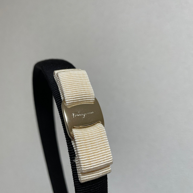 【美品】フェラガモ　カチューシャ　Ferragamo 4