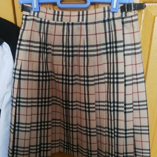 BURBERRY(バーバリー)の【すず様専用】バーバリーBURBERRYフォーマルセット 卒業式 入学式 面接 キッズ/ベビー/マタニティのキッズ服女の子用(90cm~)(ドレス/フォーマル)の商品写真