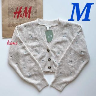 エイチアンドエム(H&M)のH&M　(M　エクリュ)　刺繍ディテールカーディガン　クロップド　カーディガン(カーディガン)