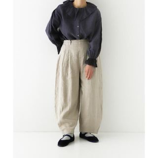 ネストローブ(nest Robe)のネストローブ　リトアニアリネンコクーンパンツ　ベージュ(カジュアルパンツ)