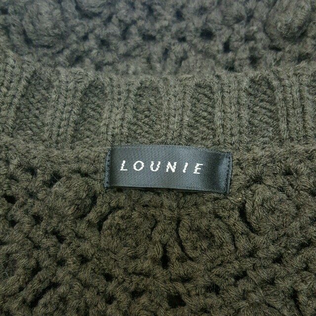 LOUNIE(ルーニィ)のれこま様専用♪ファー付きポンチョ♪カーキ色 レディースのジャケット/アウター(ポンチョ)の商品写真